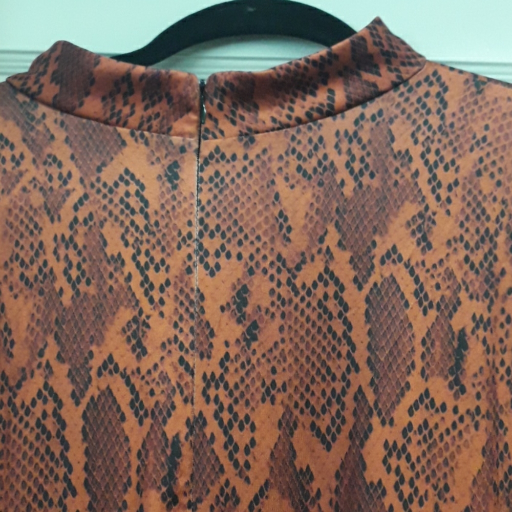 Eloquii The Hendrix Burnt Orange Sleek Snakeskin Print Bodycon  Cutout D… - Picture 10 of 10